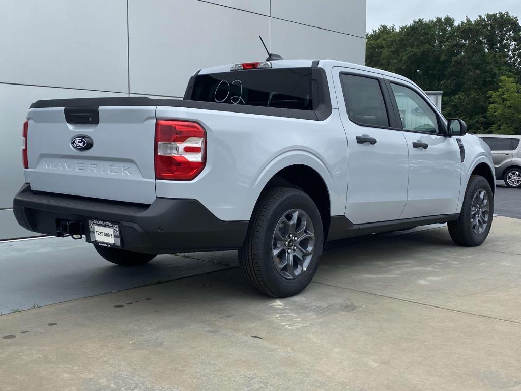 new 2025 Ford Maverick car