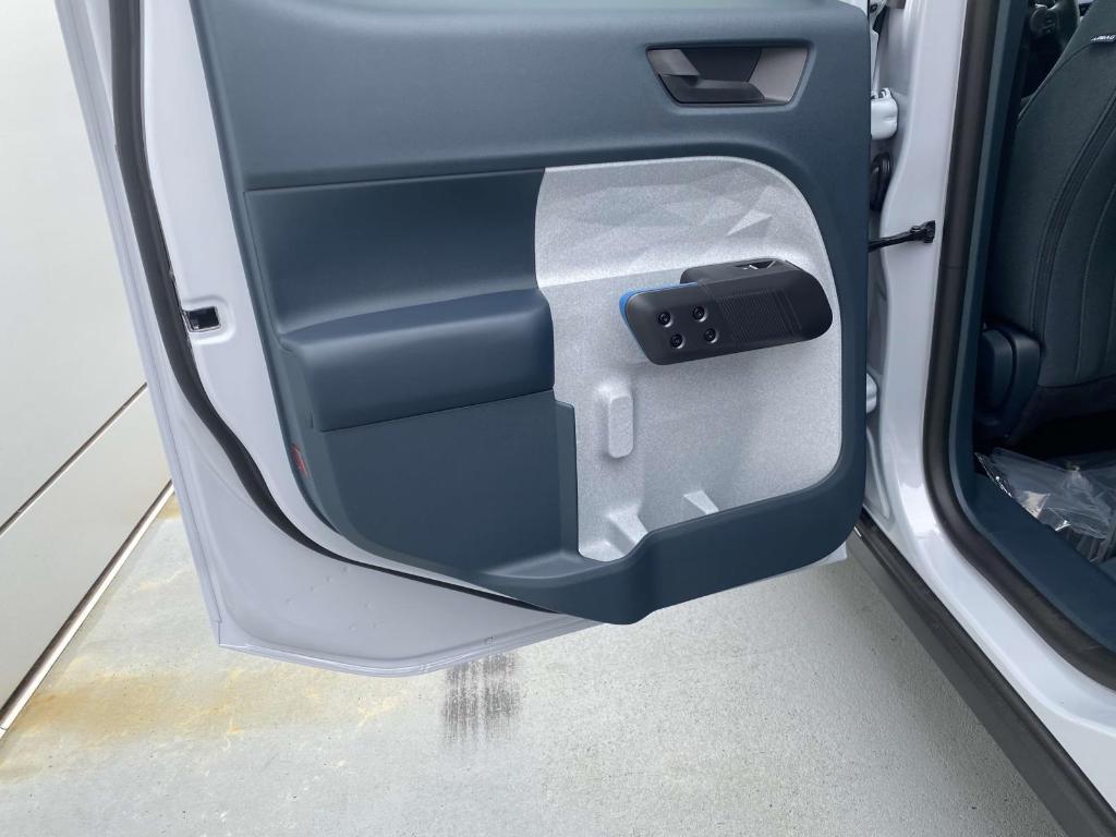 new 2025 Ford Maverick car
