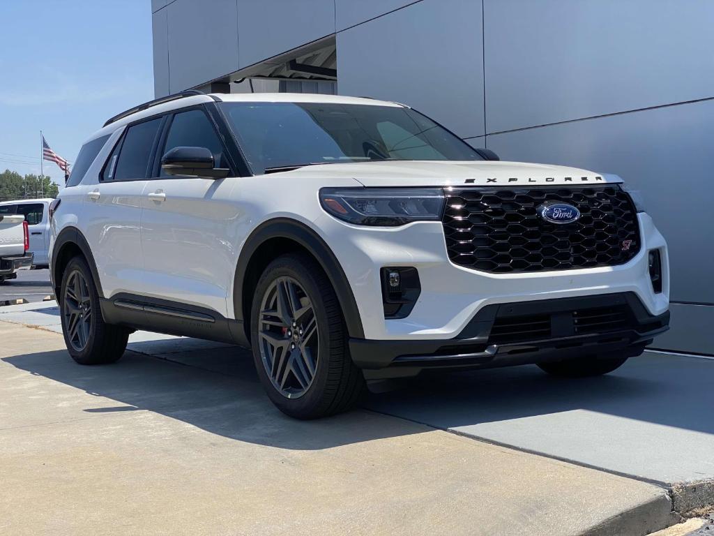 new 2025 Ford Explorer car, priced at $57,816