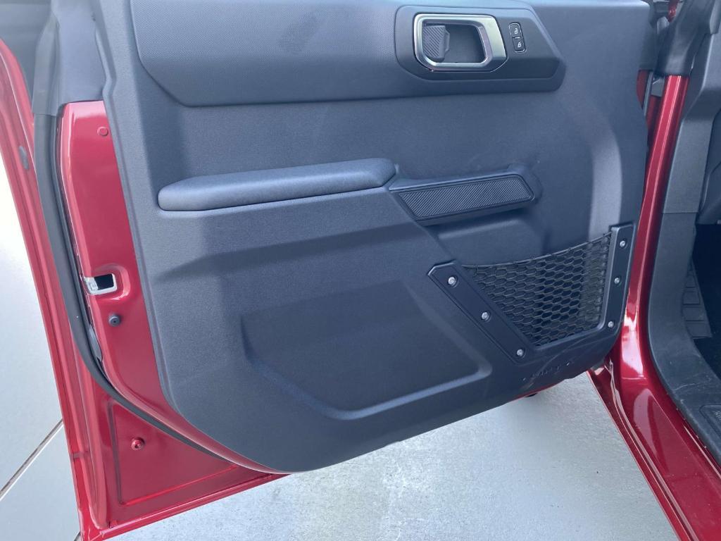 new 2025 Ford Bronco car, priced at $39,780