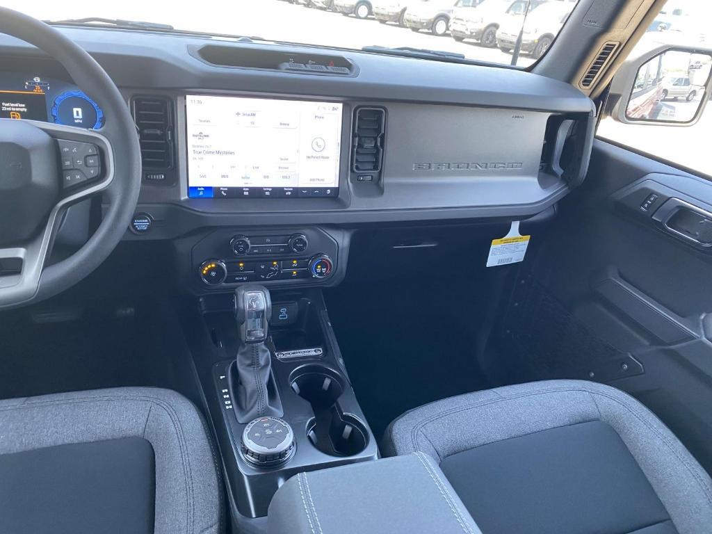 new 2025 Ford Bronco car, priced at $39,780