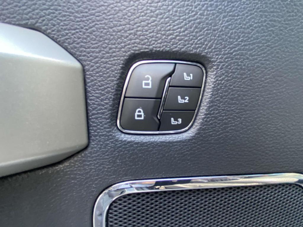 used 2022 Ford F-250 car, priced at $64,597