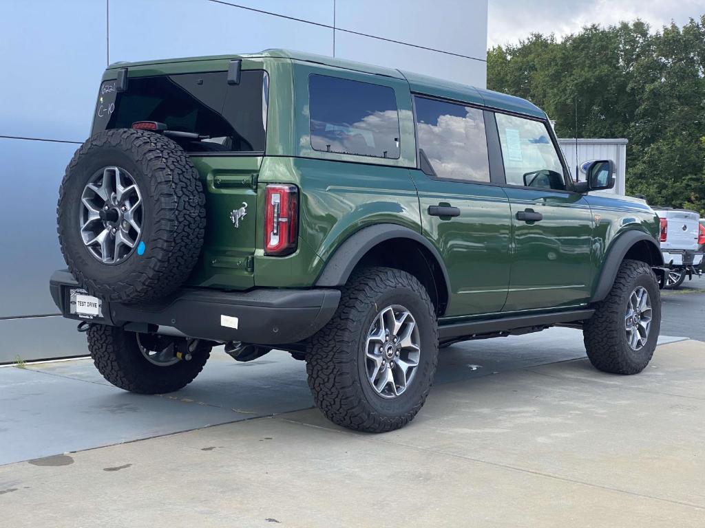 new 2025 Ford Bronco car, priced at $61,420