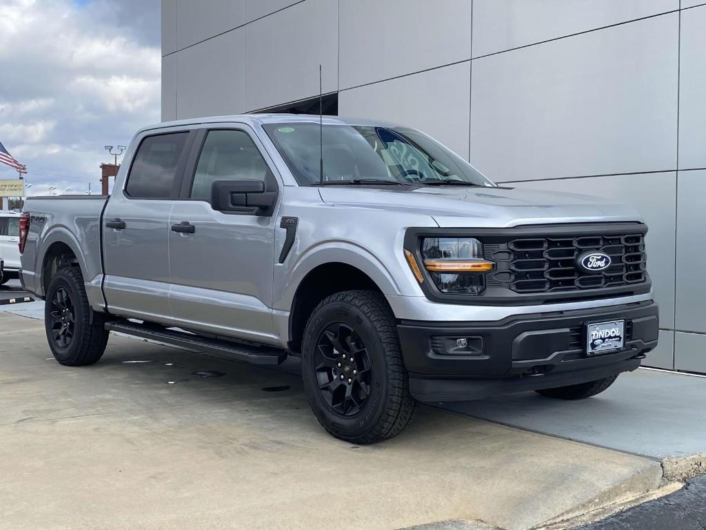 new 2024 Ford F-150 car, priced at $49,300