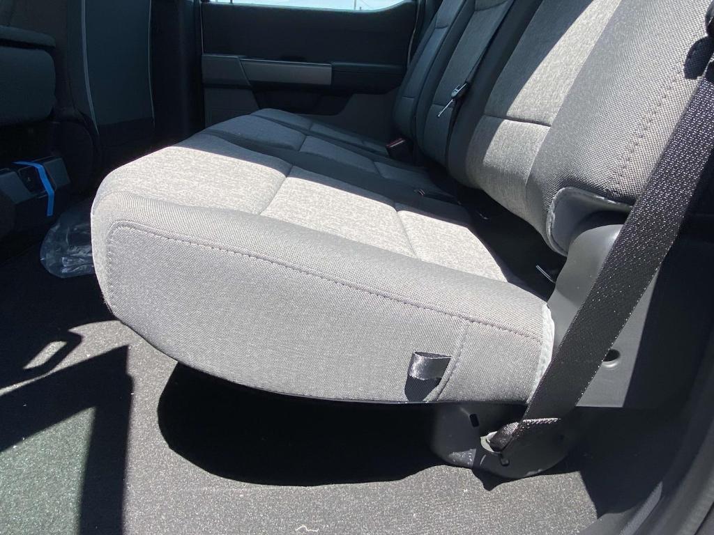 new 2025 Ford F-250 car, priced at $53,015