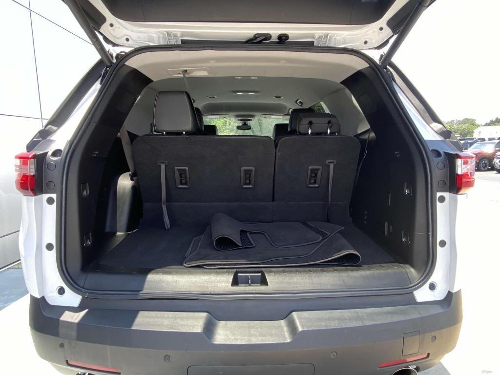 used 2021 Chevrolet Traverse car, priced at $22,997