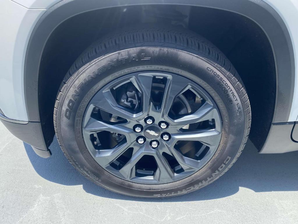 used 2021 Chevrolet Traverse car, priced at $22,997