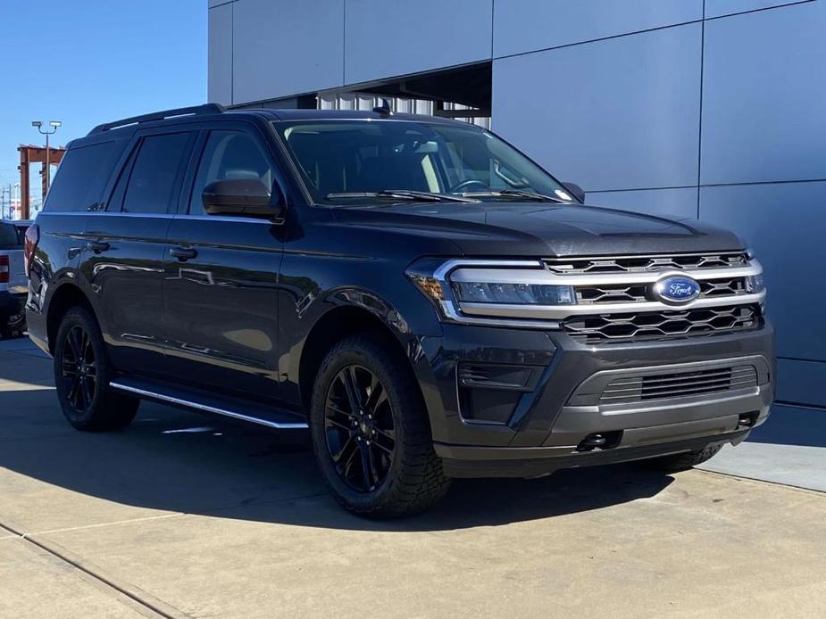 used 2022 Ford Expedition car, priced at $42,995