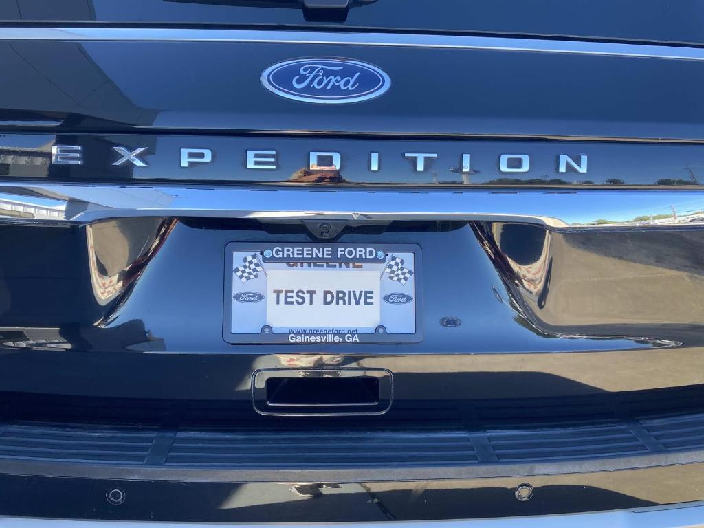 used 2022 Ford Expedition car, priced at $37,797
