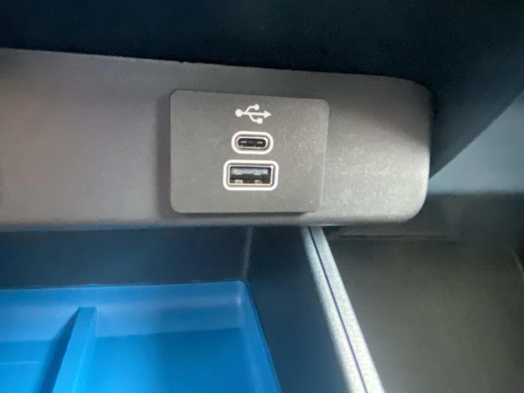 new 2025 Ford Maverick car, priced at $33,525