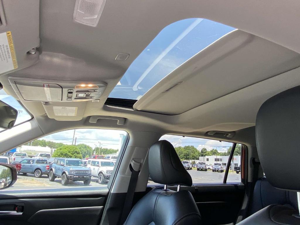 used 2023 Toyota Highlander car, priced at $38,394