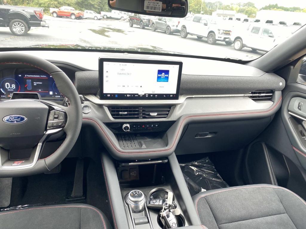 new 2025 Ford Explorer car, priced at $57,355