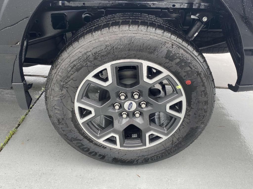 new 2025 Ford F-150 car, priced at $43,176