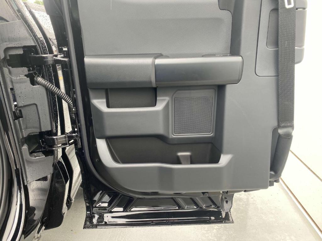 new 2025 Ford F-150 car, priced at $43,176
