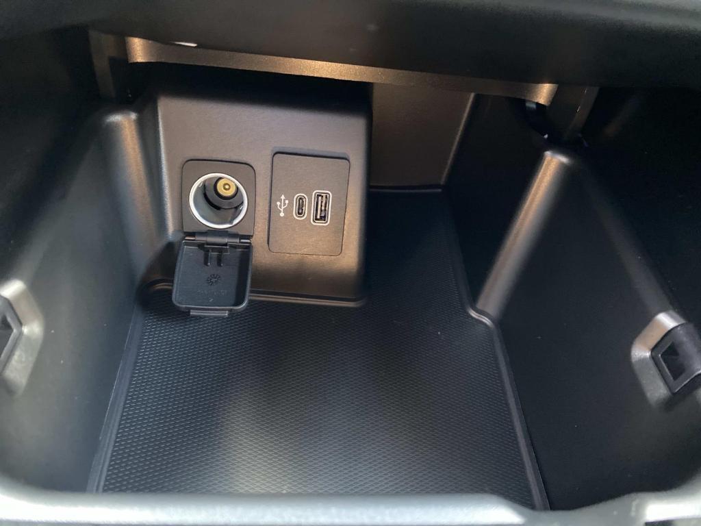 new 2025 Ford Explorer car, priced at $42,115
