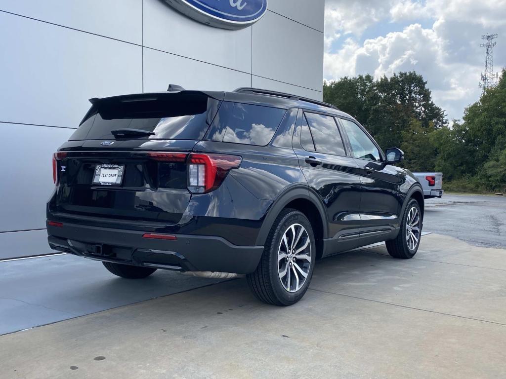 new 2025 Ford Explorer car, priced at $42,115