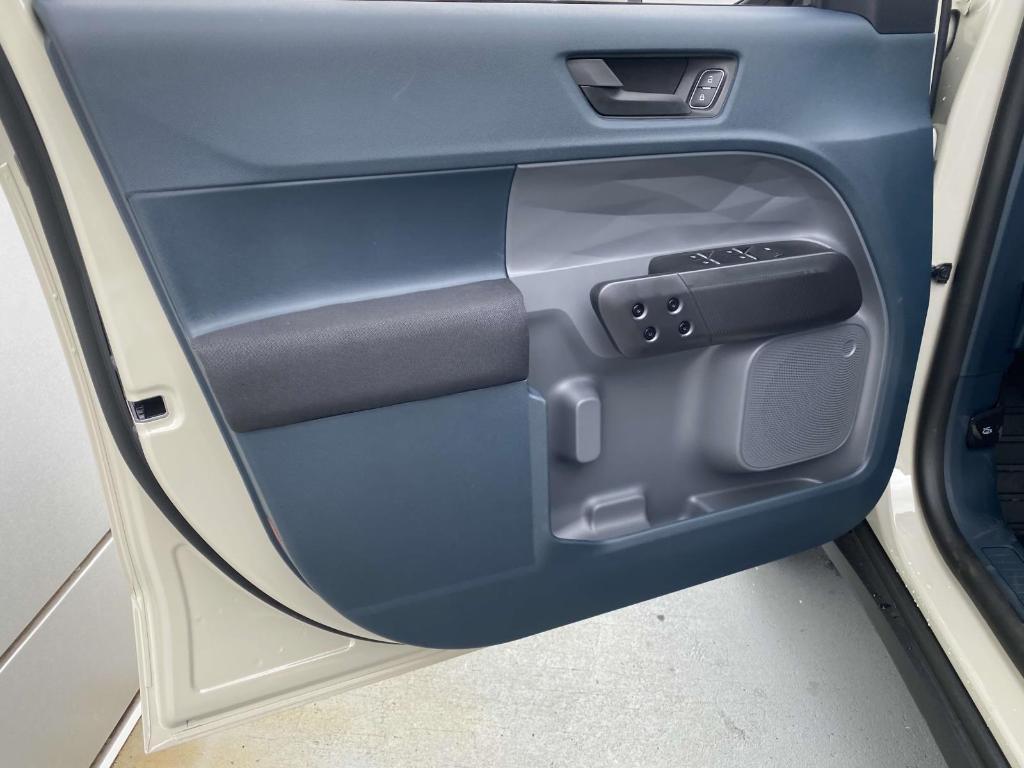 new 2025 Ford Maverick car