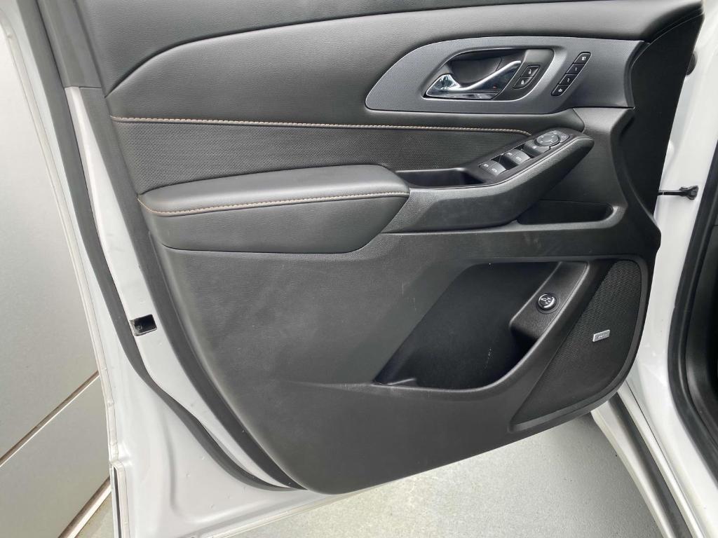 used 2019 Chevrolet Traverse car, priced at $22,497