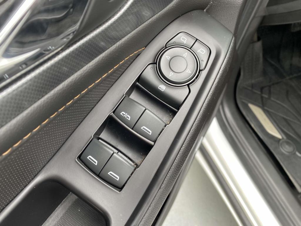 used 2019 Chevrolet Traverse car, priced at $22,497