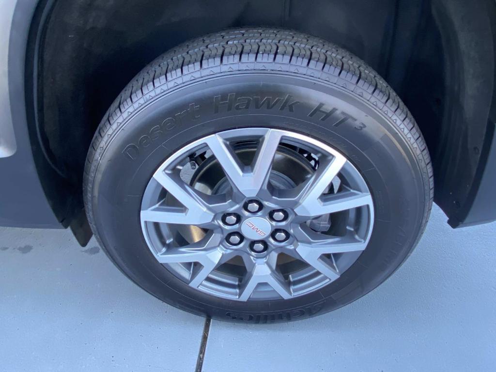 used 2023 GMC Acadia car, priced at $26,797