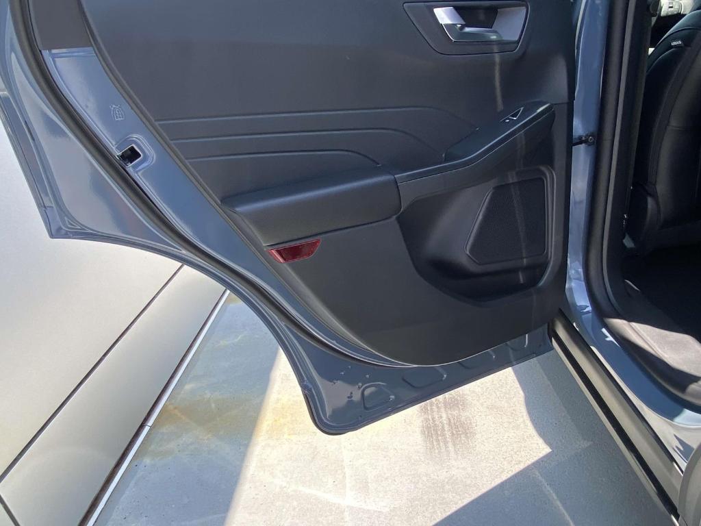 new 2025 Ford Escape car, priced at $31,252