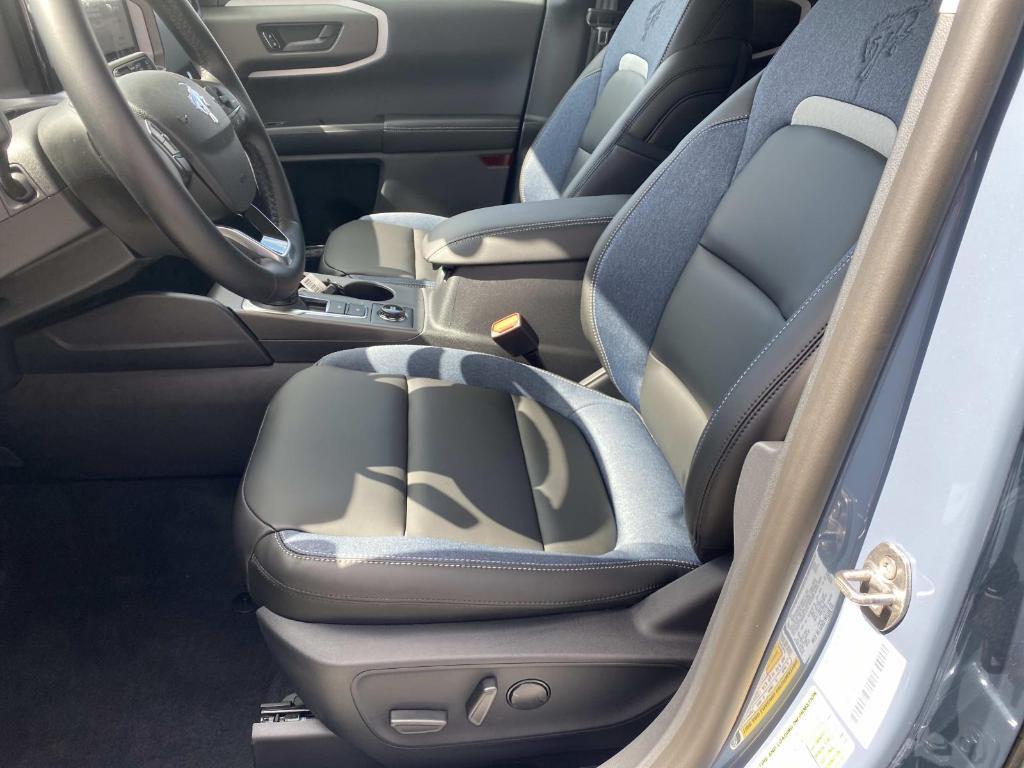 new 2025 Ford Bronco Sport car, priced at $36,970