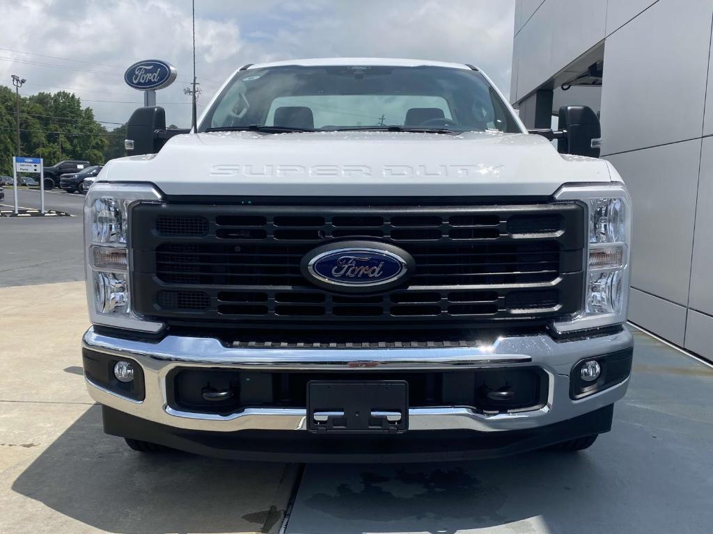 new 2025 Ford F-250 car, priced at $45,450