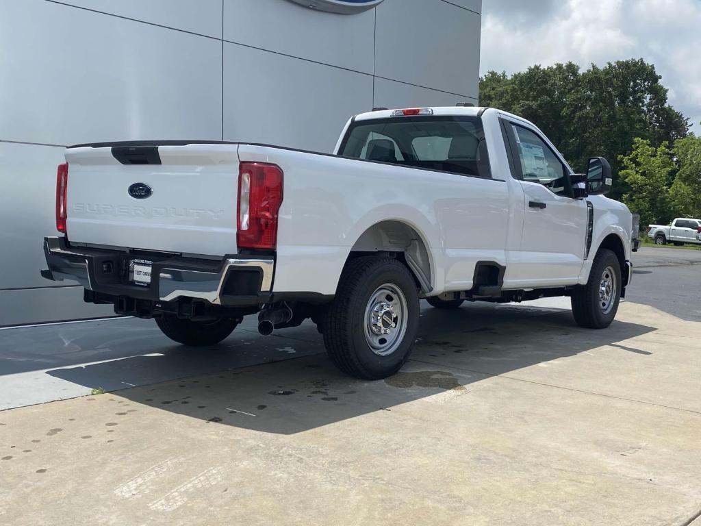 new 2025 Ford F-250 car, priced at $45,450