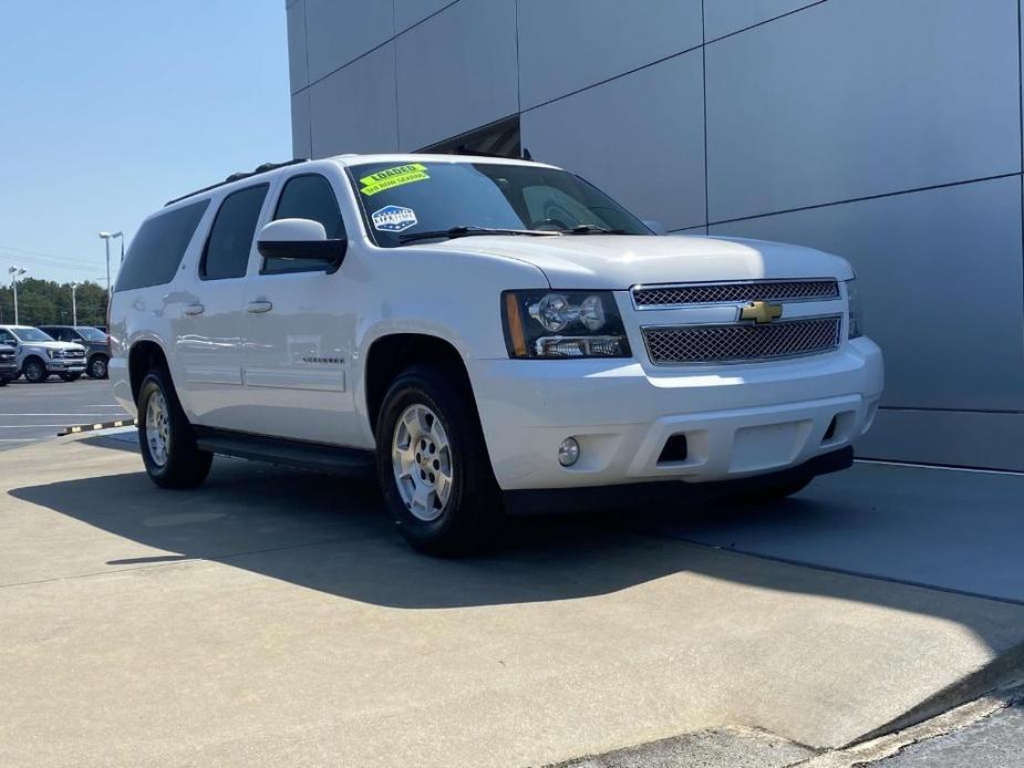 used 2014 Chevrolet Suburban car, priced at $15,995