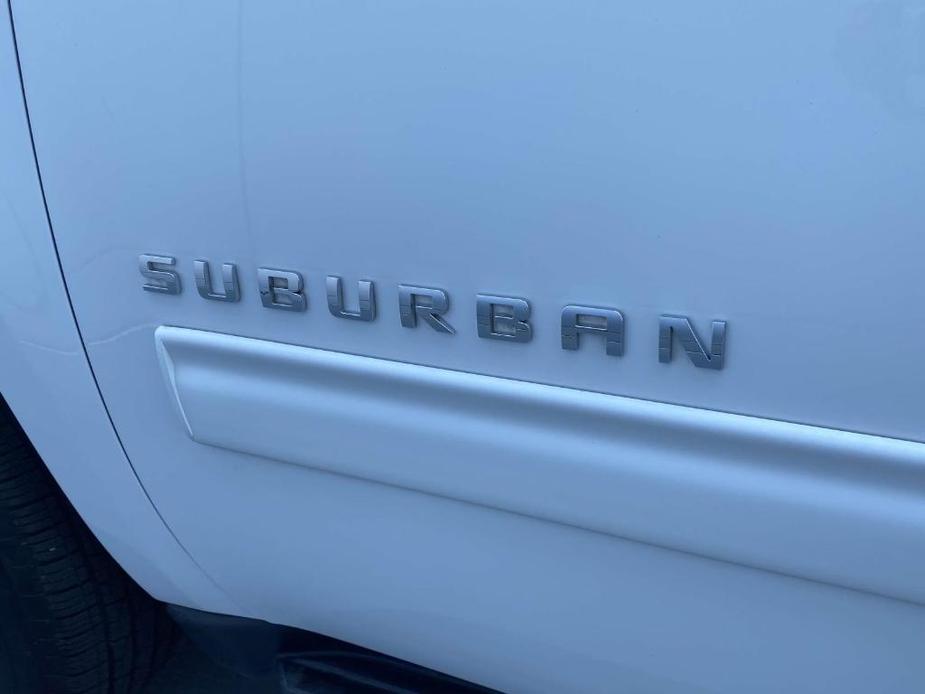 used 2014 Chevrolet Suburban car, priced at $15,995