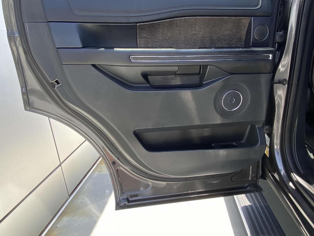 used 2020 Ford Expedition car, priced at $35,594