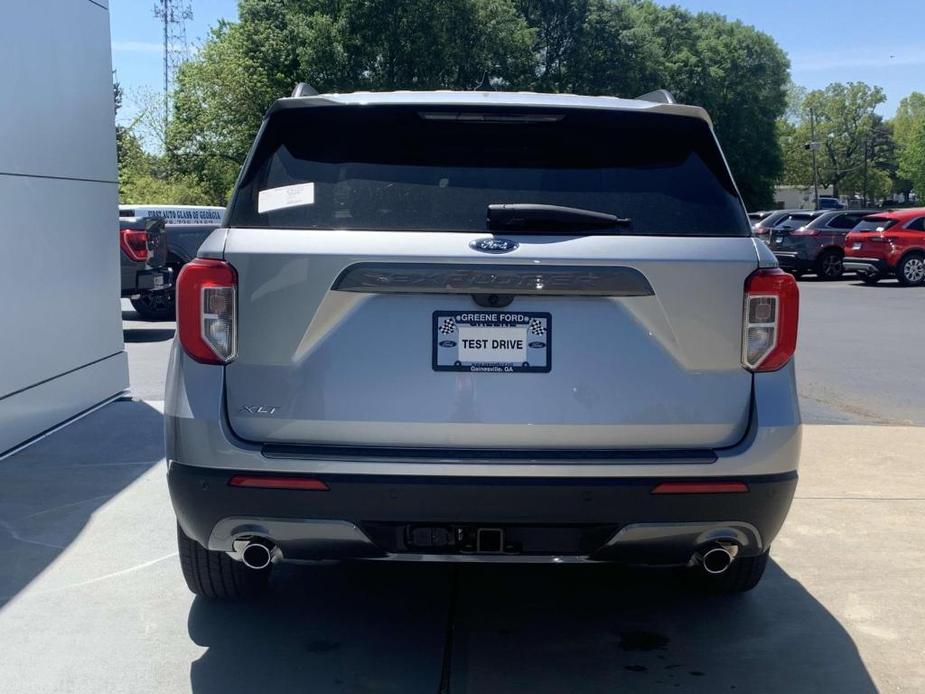 new 2024 Ford Explorer car, priced at $43,320