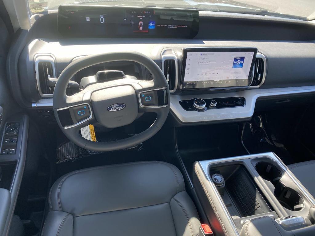 new 2025 Ford Expedition Max car, priced at $72,840