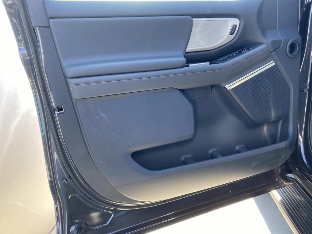 new 2025 Ford Expedition Max car, priced at $72,840