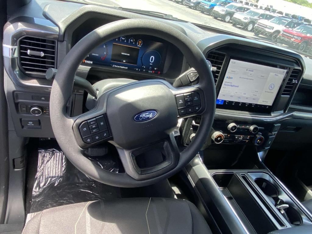 new 2025 Ford F-150 car, priced at $41,295
