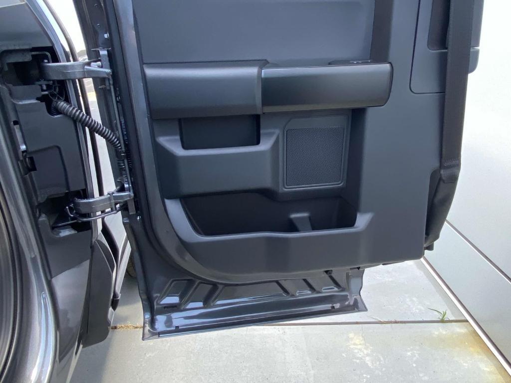 new 2025 Ford F-150 car, priced at $41,295