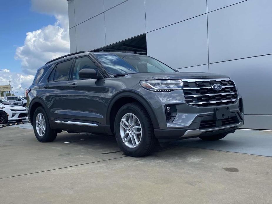 new 2025 Ford Explorer car, priced at $41,710