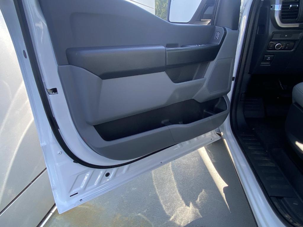 new 2025 Ford F-150 car, priced at $36,795
