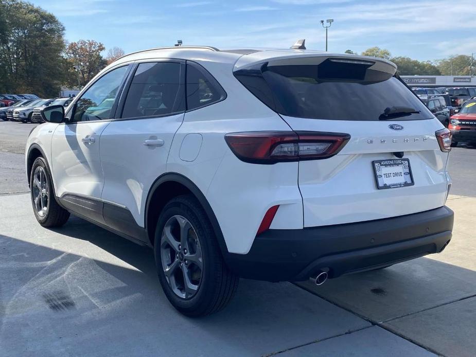 new 2025 Ford Escape car, priced at $29,315