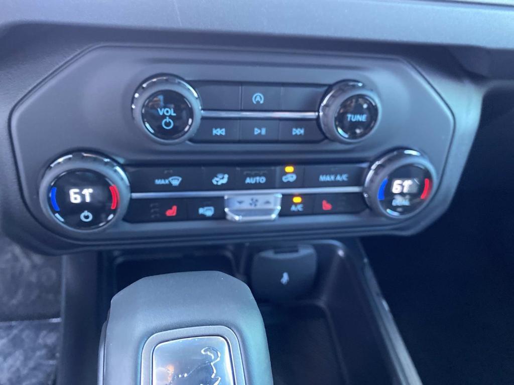 new 2025 Ford Bronco car, priced at $43,800