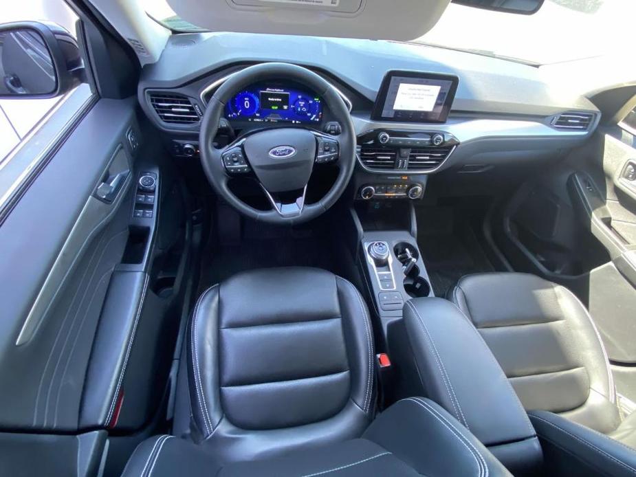 used 2022 Ford Escape car, priced at $26,995