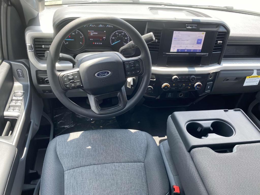 new 2025 Ford F-250 car, priced at $66,540