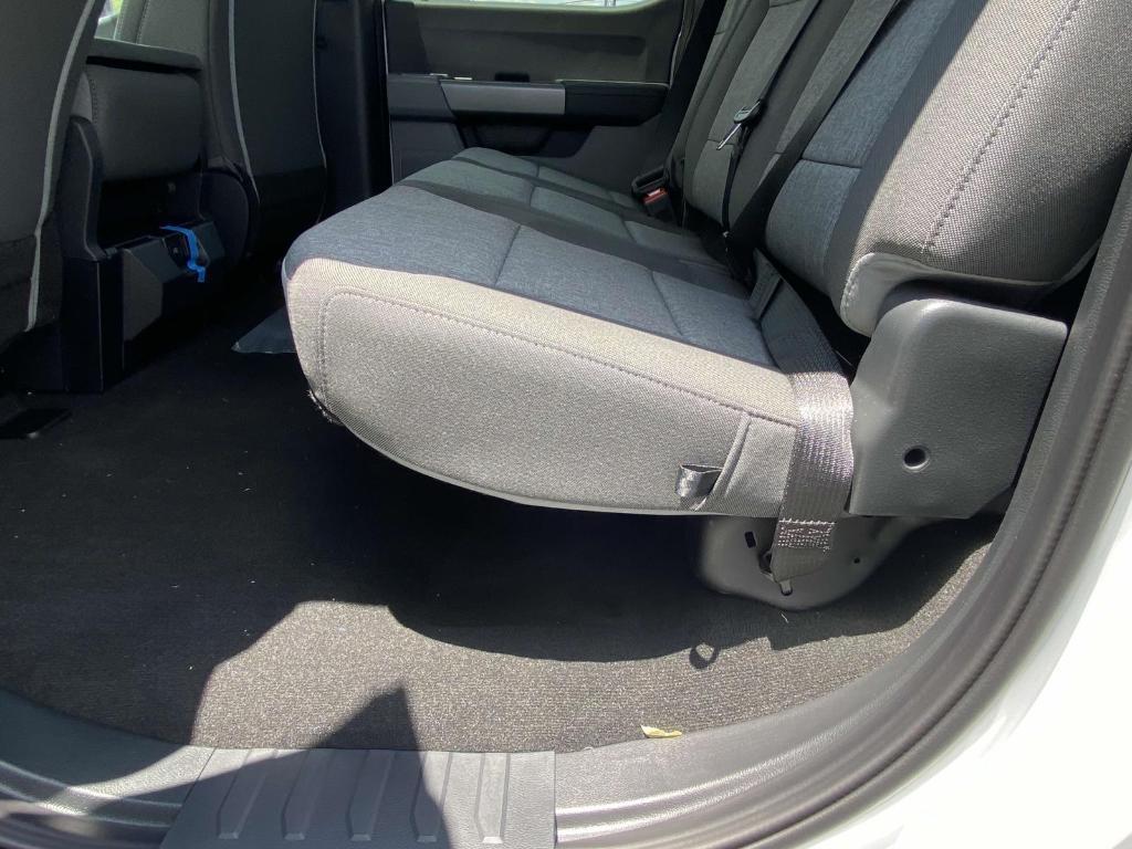 new 2025 Ford F-250 car, priced at $66,540