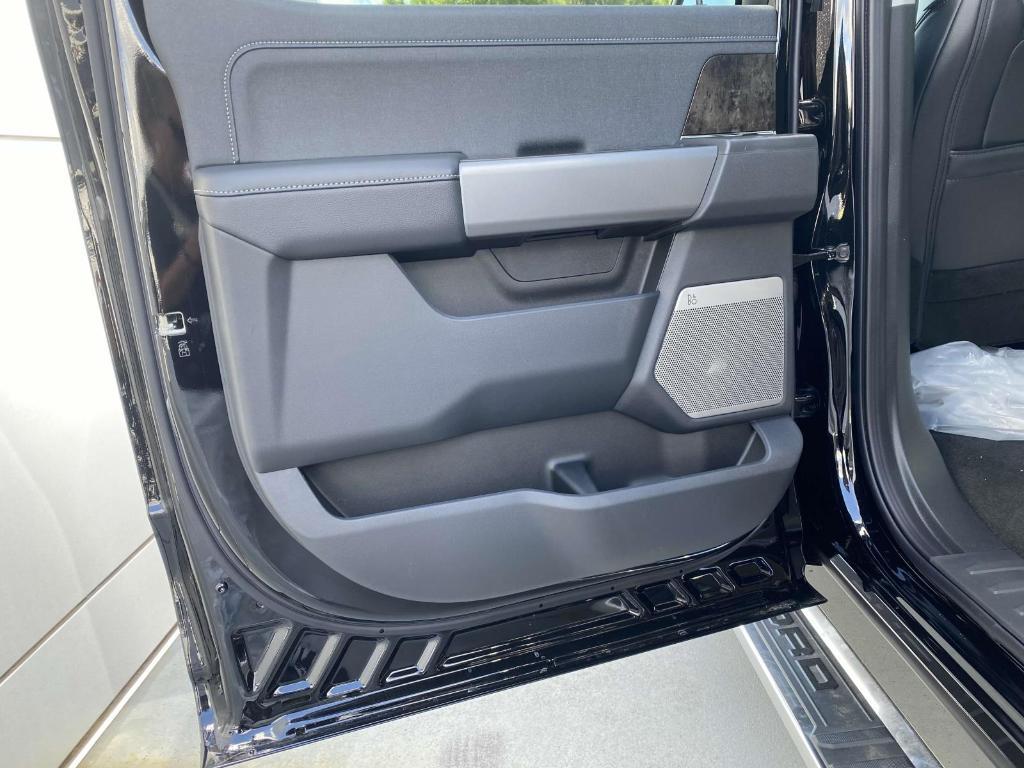 new 2025 Ford F-250 car, priced at $74,960