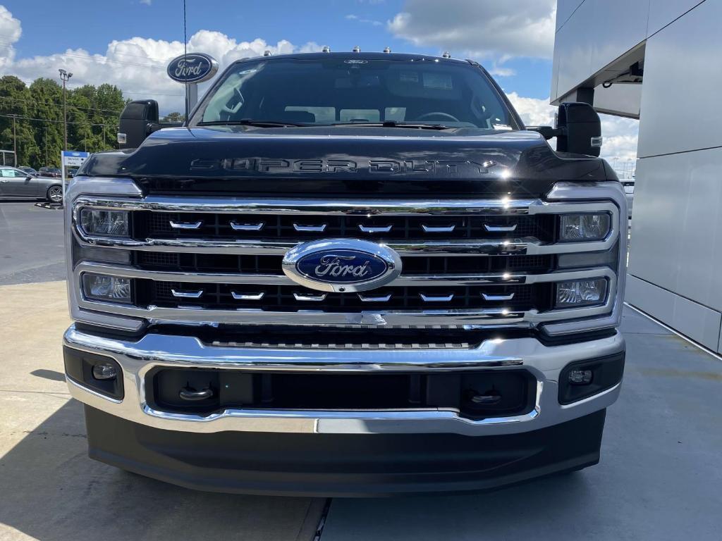 new 2025 Ford F-250 car, priced at $74,960