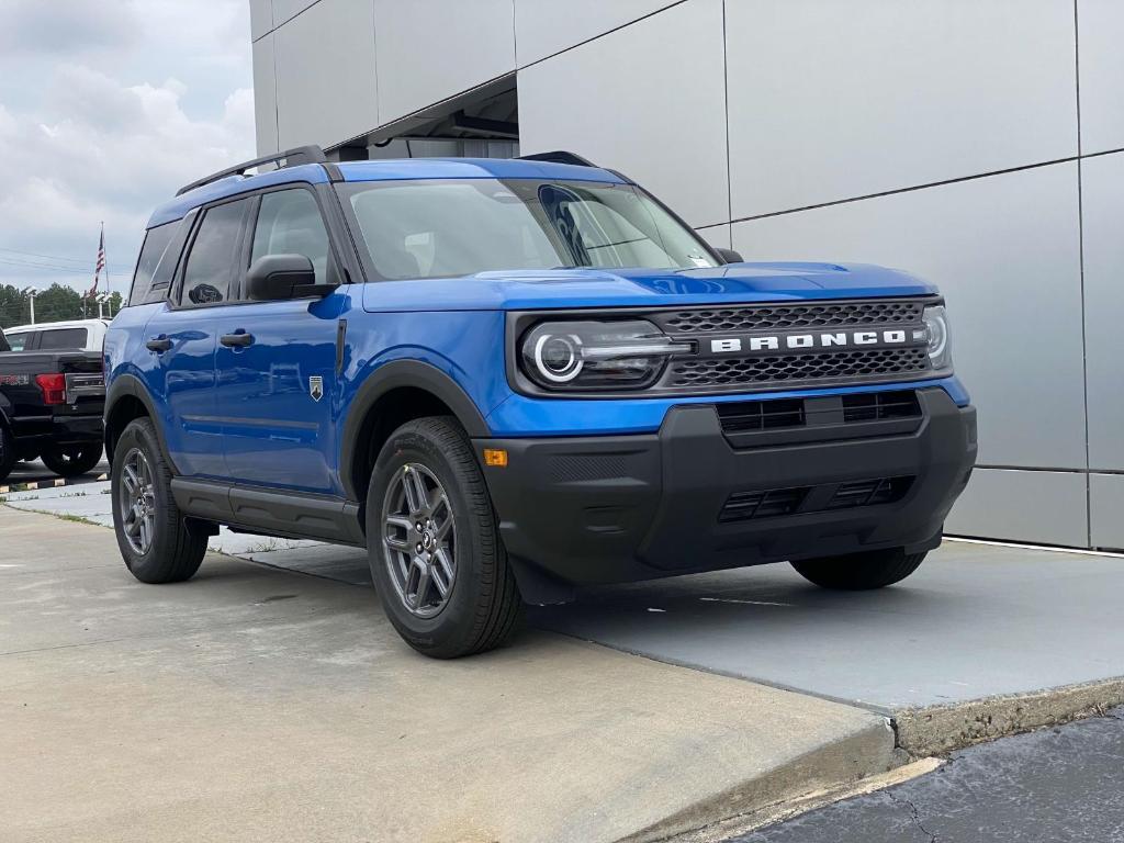 new 2025 Ford Bronco Sport car, priced at $31,457