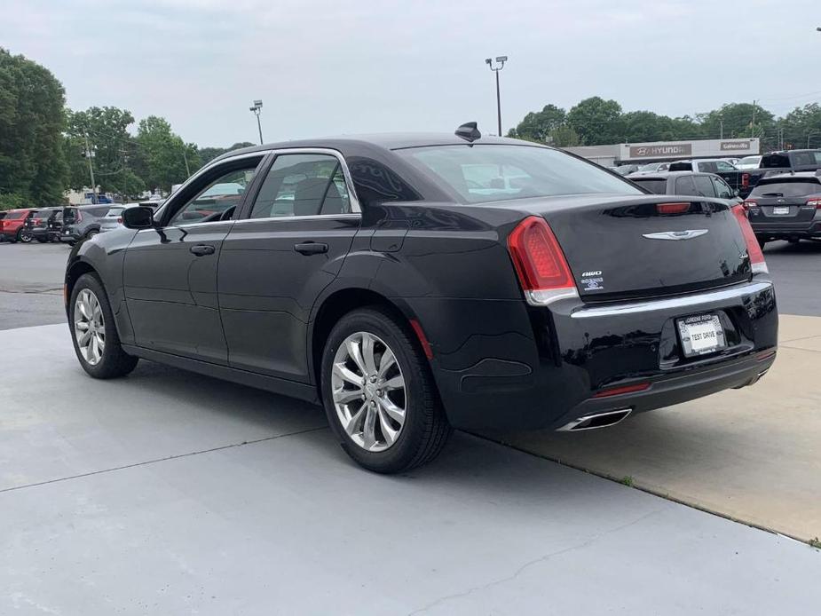 used 2019 Chrysler 300 car, priced at $18,995