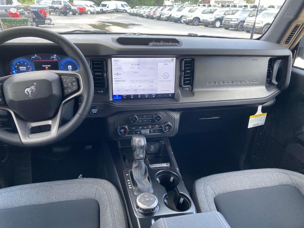 new 2025 Ford Bronco car, priced at $43,005