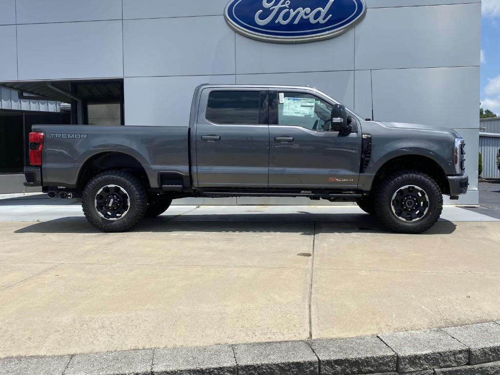 new 2025 Ford F-250 car, priced at $98,550