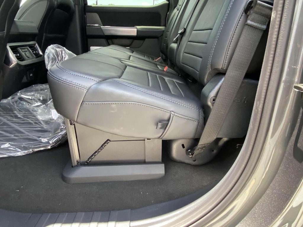 new 2025 Ford F-250 car, priced at $98,550